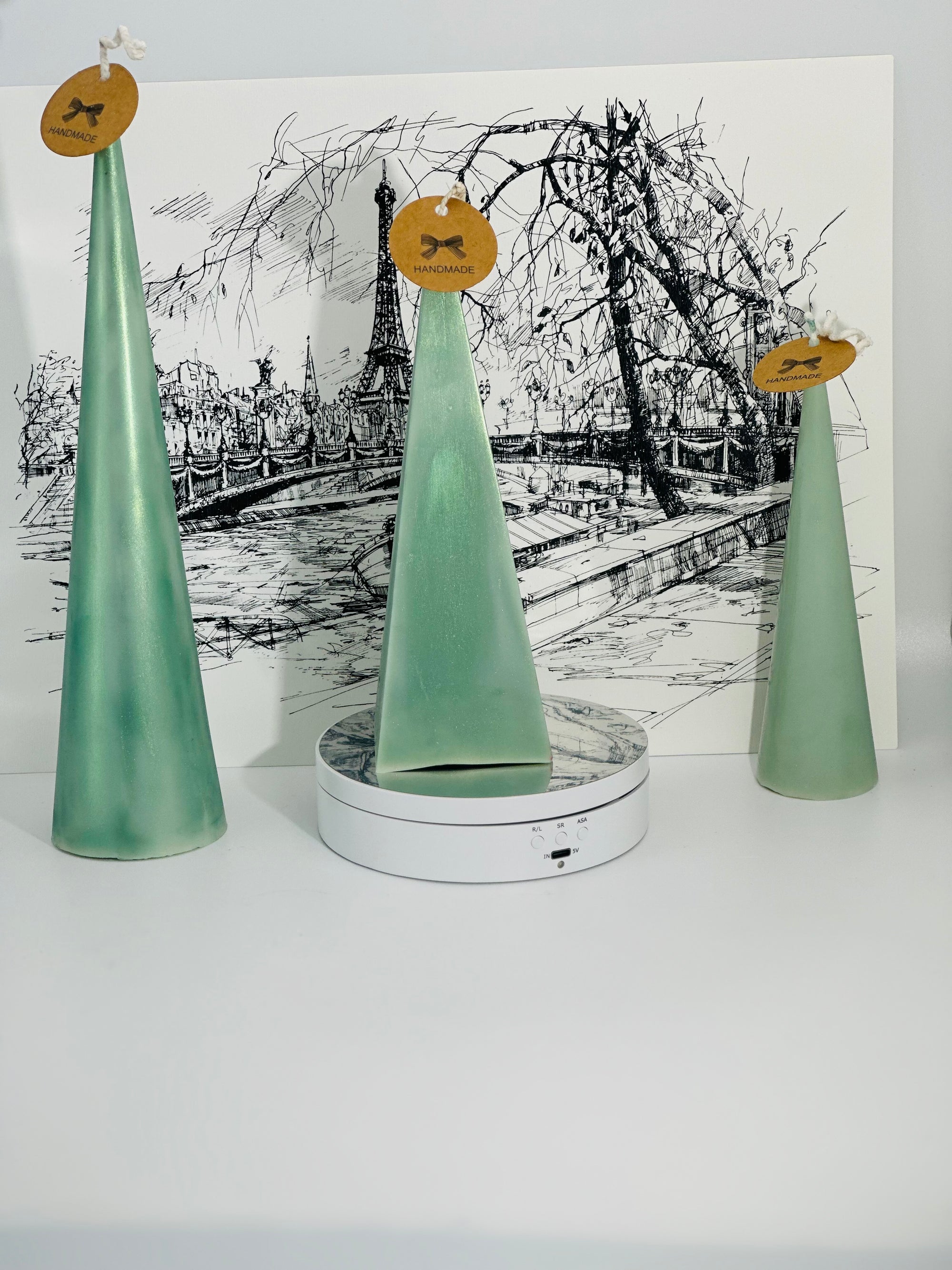 Trois Pyramide de Sérénité Verte