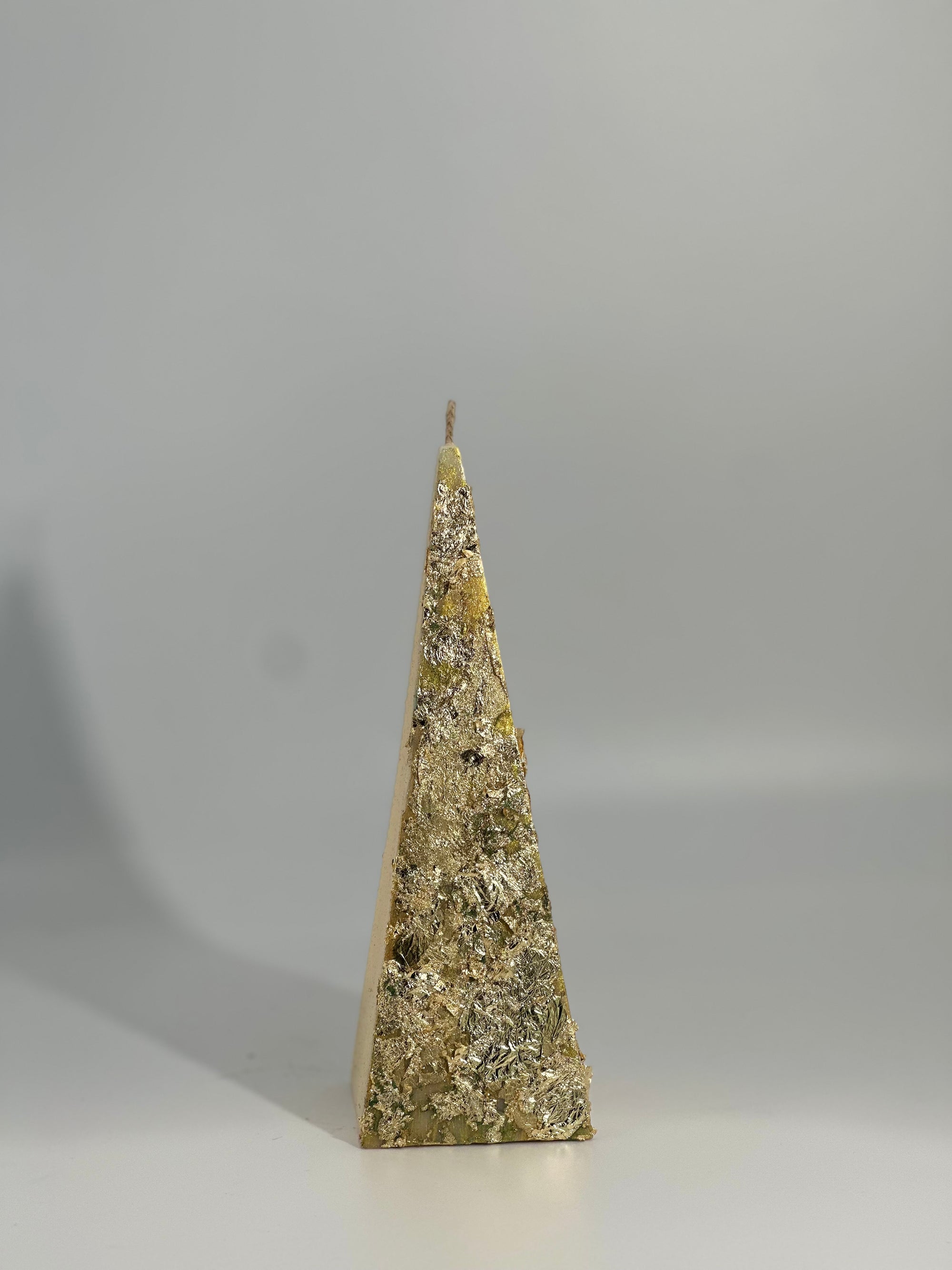 Bougie Pyramidale Élégance Dorée