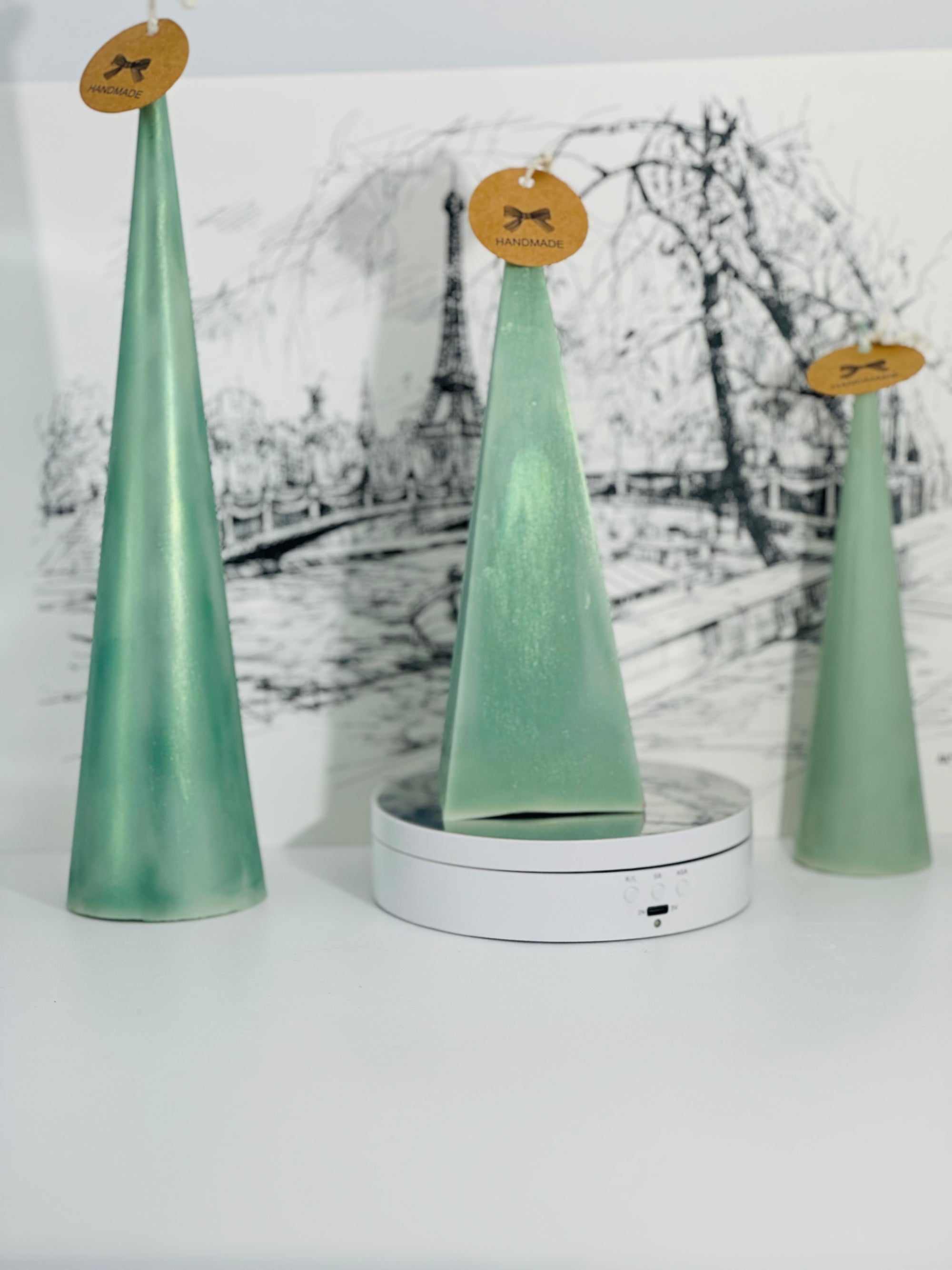 Trois Pyramide de Sérénité Verte